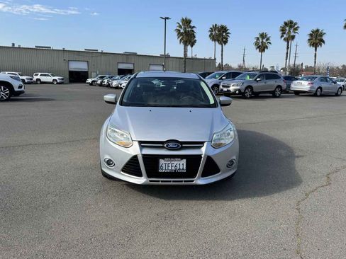 Used 2012 Ford Focus SE image 5