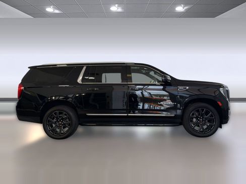 Used 2023 GMC Yukon XL SLT w/ SLT Premium Package RWD image 8