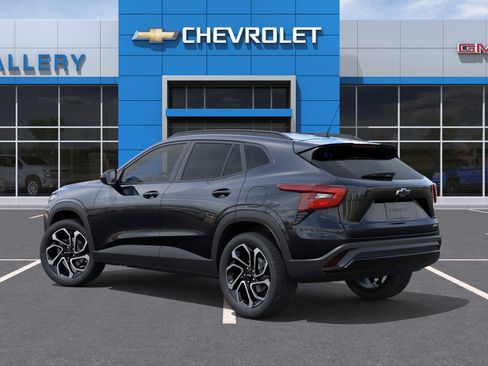 New 2026 Chevrolet Trax RS w/ Driver Confidence Package FWD image 3