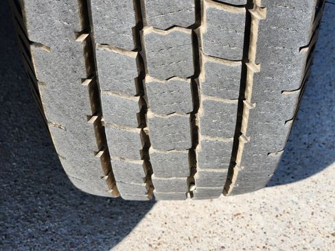 Used 2024 RAM 3500 Limited w/ Safety Group AWD/4WD image 15