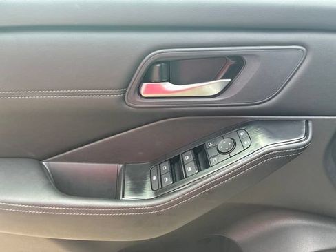 Used 2026 Nissan Rogue Dark Armor FWD image 20