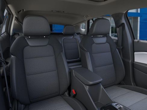 New 2026 Chevrolet Trax LT w/ Sunroof Package FWD image 16