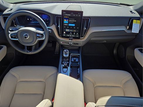 New 2026 Volvo XC60 B5 Plus w/ Protection Package Premier AWD/4WD image 17