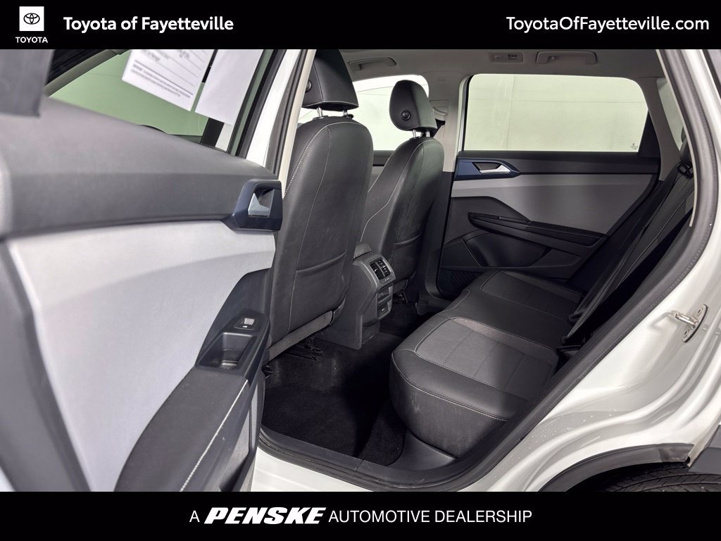 Used 2024 Volkswagen Taos SE AWD/4WD image 29