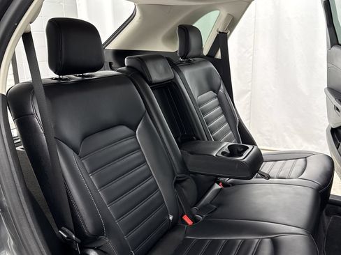 Used 2024 Ford Edge SEL AWD/4WD image 32