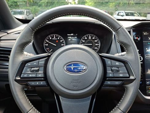 Used 2025 Subaru Forester Premium AWD/4WD image 20