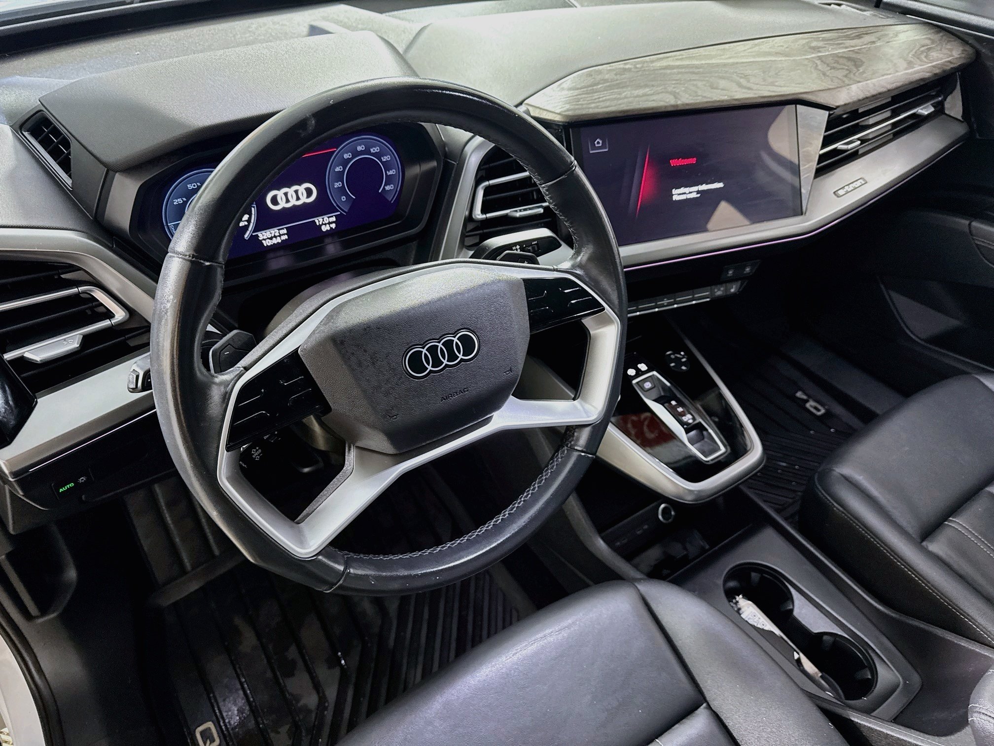 Used 2023 Audi Q4 e-tron Premium Plus w/ Premium Plus AWD/4WD image 13