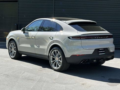 New 2026 Porsche Cayenne S AWD/4WD image 3