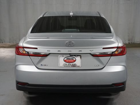 Used 2025 Toyota Camry LE w/ Convenience Package FWD image 7