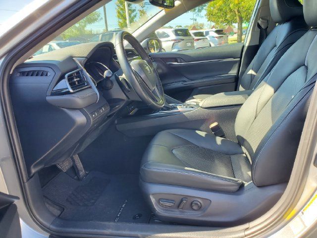 Certified 2019 Toyota Camry XSE FWD image 14