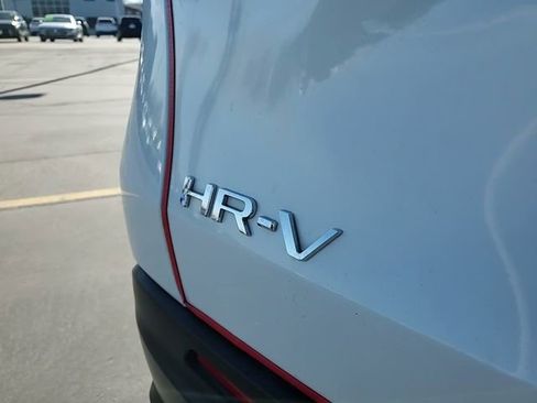 Used 2024 Honda HR-V Sport image 7