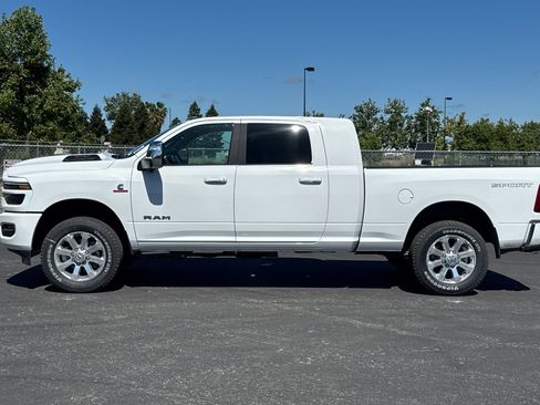 New 2026 RAM 3500 Laramie AWD/4WD image 6