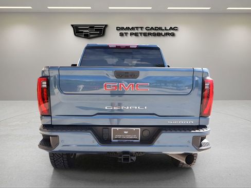 Used 2024 GMC Sierra 2500 Denali w/ Denali Reserve Package image 4