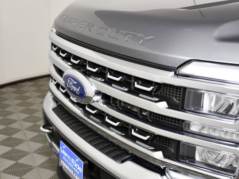 Used 2024 Ford F350 Lariat w/ Chrome Package AWD/4WD image 11