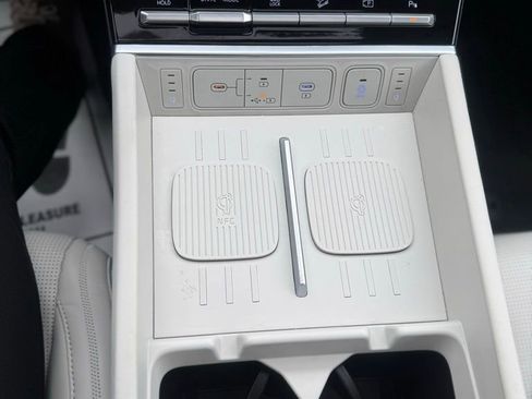 Certified 2024 Hyundai Santa Fe Calligraphy image 14