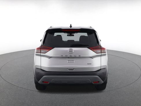 Used 2025 Nissan Rogue SV FWD image 6