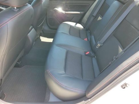 Used 2024 Nissan Altima 2.5 SR FWD image 14