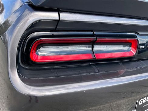 Used 2021 Dodge Challenger R/T Scat Pack w/ Plus Package image 25