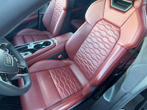 Used 2024 Audi e-tron GT Prestige w/ Prestige Package image 19