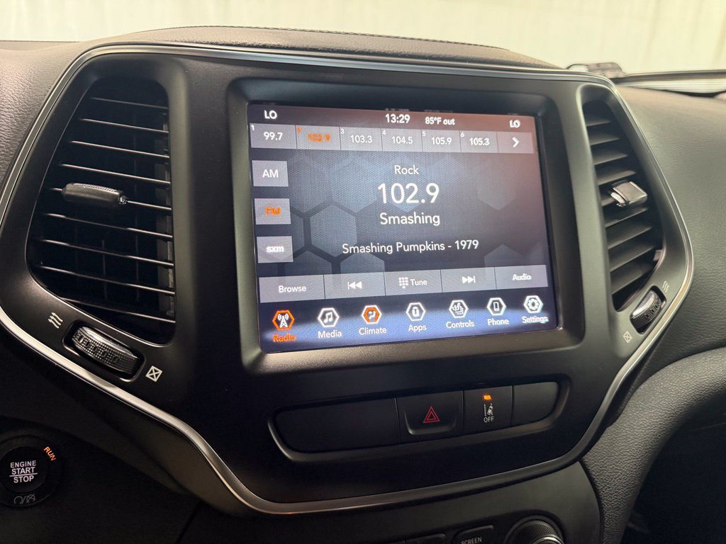 Used 2022 Jeep Cherokee Latitude Lux AWD/4WD image 24