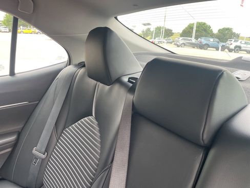 Used 2024 Toyota Camry SE w/ Cold Weather Package FWD image 16