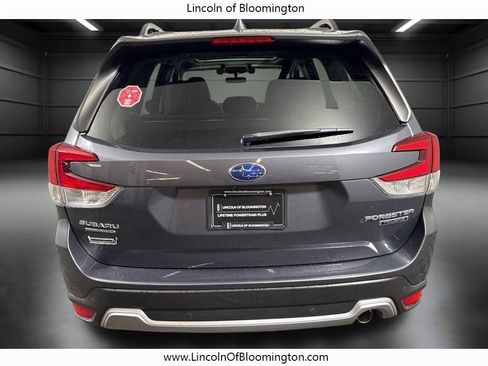 Used 2021 Subaru Forester Touring image 6