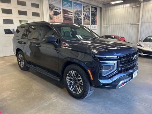 Used 2025 Chevrolet Tahoe Z71 w/ Z71 Off-Road Package image 4