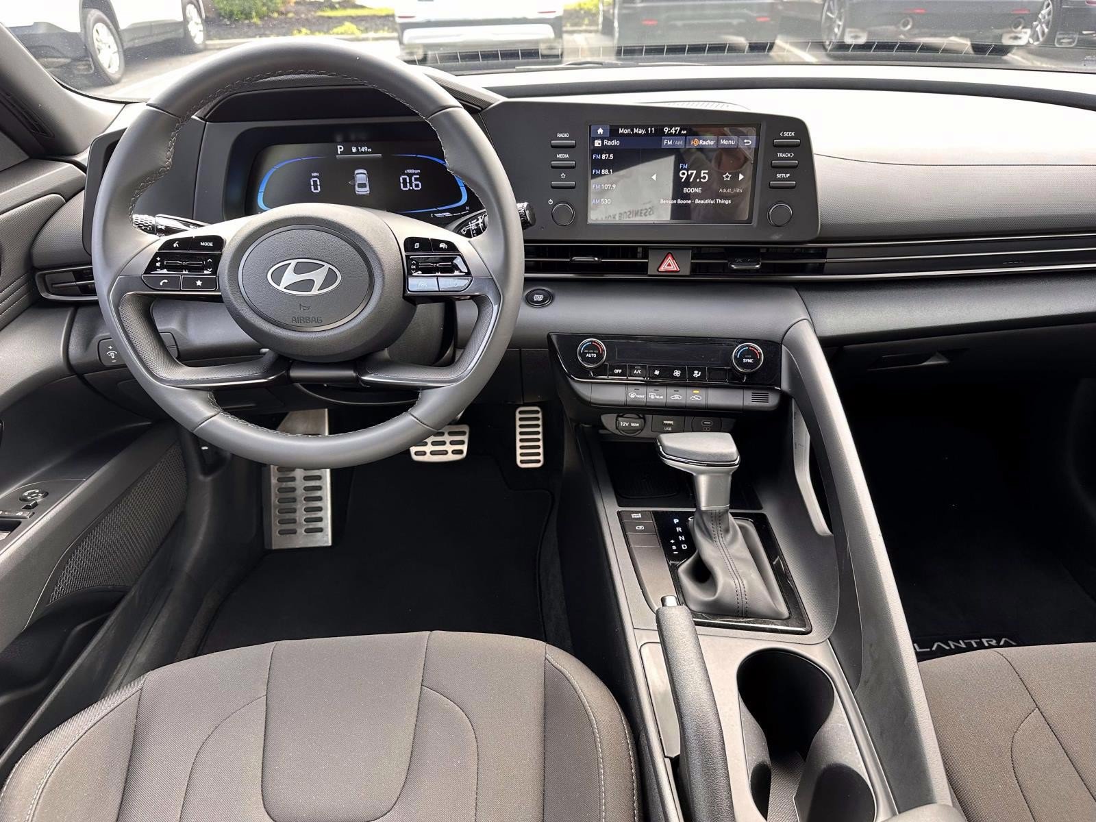 Used 2025 Hyundai Elantra Sport w/ Cargo Package FWD image 15