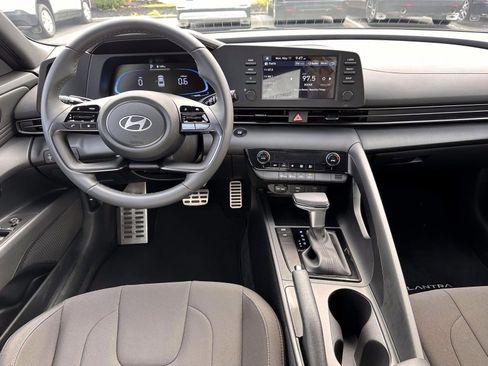 Used 2025 Hyundai Elantra Sport w/ Cargo Package FWD image 15