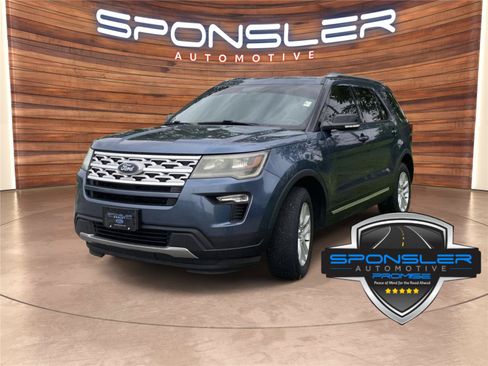 Used 2018 Ford Explorer XLT w/ Equipment Group 201A AWD/4WD image 1