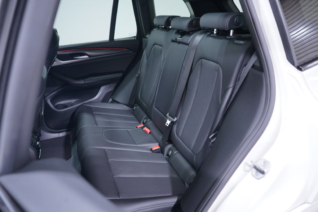 Used 2024 BMW X3 sDrive30i w/ M Sport Package RWD image 10
