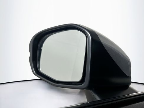 Used 2025 Honda CR-V EX-L image 16