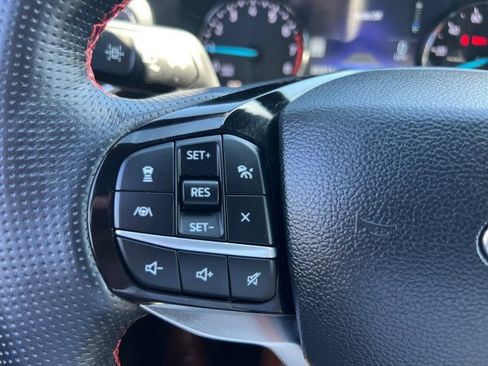 Certified 2022 Ford Explorer ST-Line image 16