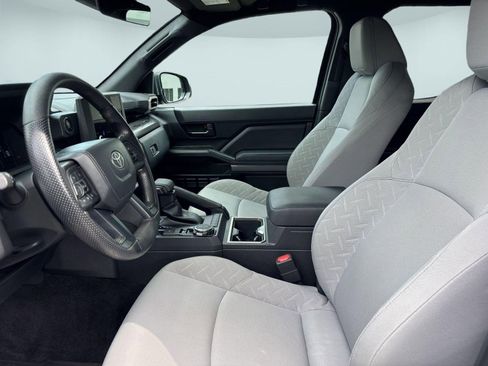 Used 2024 Toyota Tacoma SR5 AWD/4WD image 21