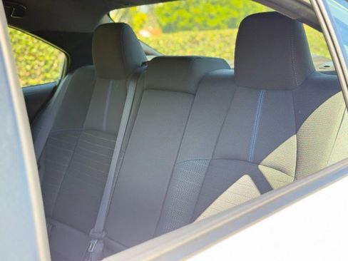 Used 2022 Toyota Corolla SE image 18