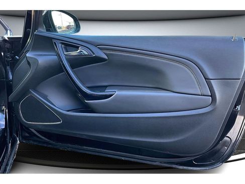 Used 2017 Buick Cascada Premium image 21