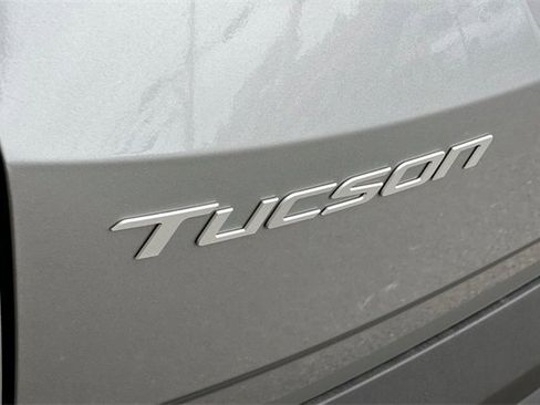 New 2025 Hyundai Tucson SEL image 9