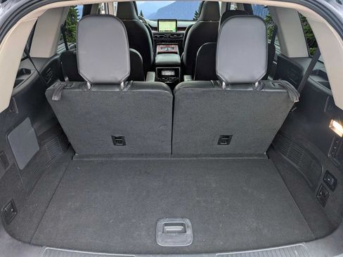 Used 2022 Lincoln Aviator Reserve w/ Equipment Group 201A AWD/4WD image 29