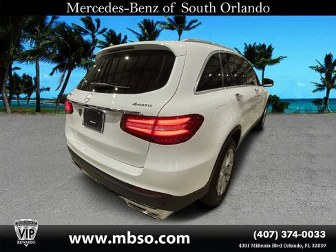 Used 2018 Mercedes-Benz GLC 300 4MATIC image 16