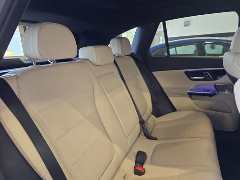 New 2026 Mercedes-Benz GLC 300 image 12