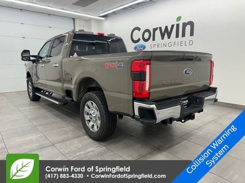 New 2026 Ford F250 Lariat w/ Chrome Package image 2