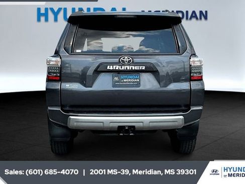 Used 2021 Toyota 4Runner TRD Off-Road Premium image 4