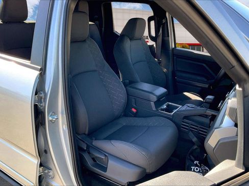 Used 2024 Toyota Tacoma SR5 image 7
