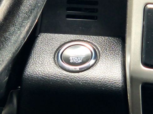 Used 2020 Ford F150 Lariat w/ Equipment Group 502A Luxury AWD/4WD image 15