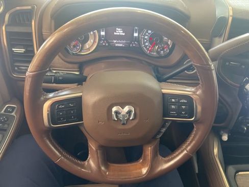 Used 2022 RAM 2500 Limited AWD/4WD image 24