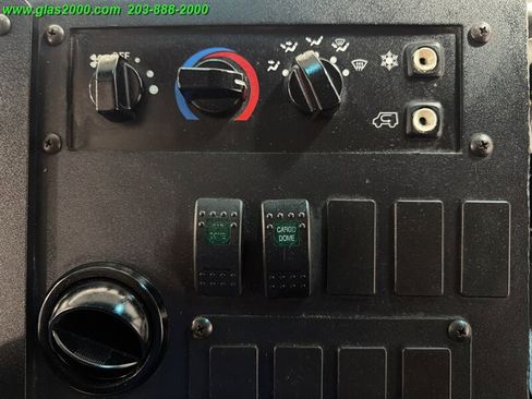 Used 2014 Ford E-350 and Econoline 350 Super Duty w/ A/C Prep Package RWD image 11