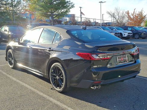 New 2026 Toyota Camry SE image 11