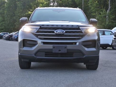 Used 2022 Ford Explorer XLT AWD/4WD image 8