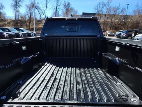 Used 2025 Toyota Tacoma SR5 image 26