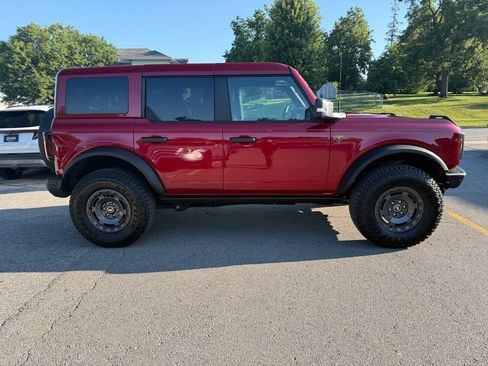 Used 2025 Ford Bronco Badlands AWD/4WD image 4